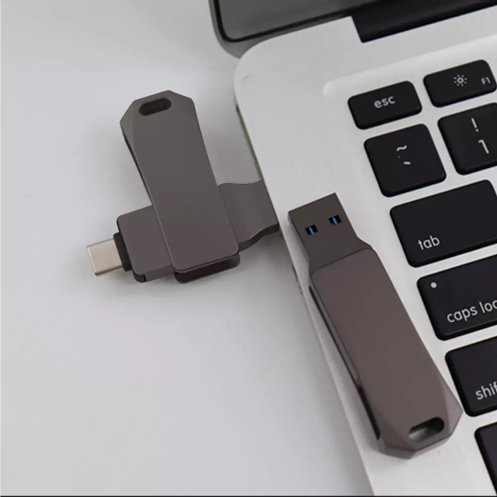 47565 - Swivel-OTG USB-82-GM-Sample