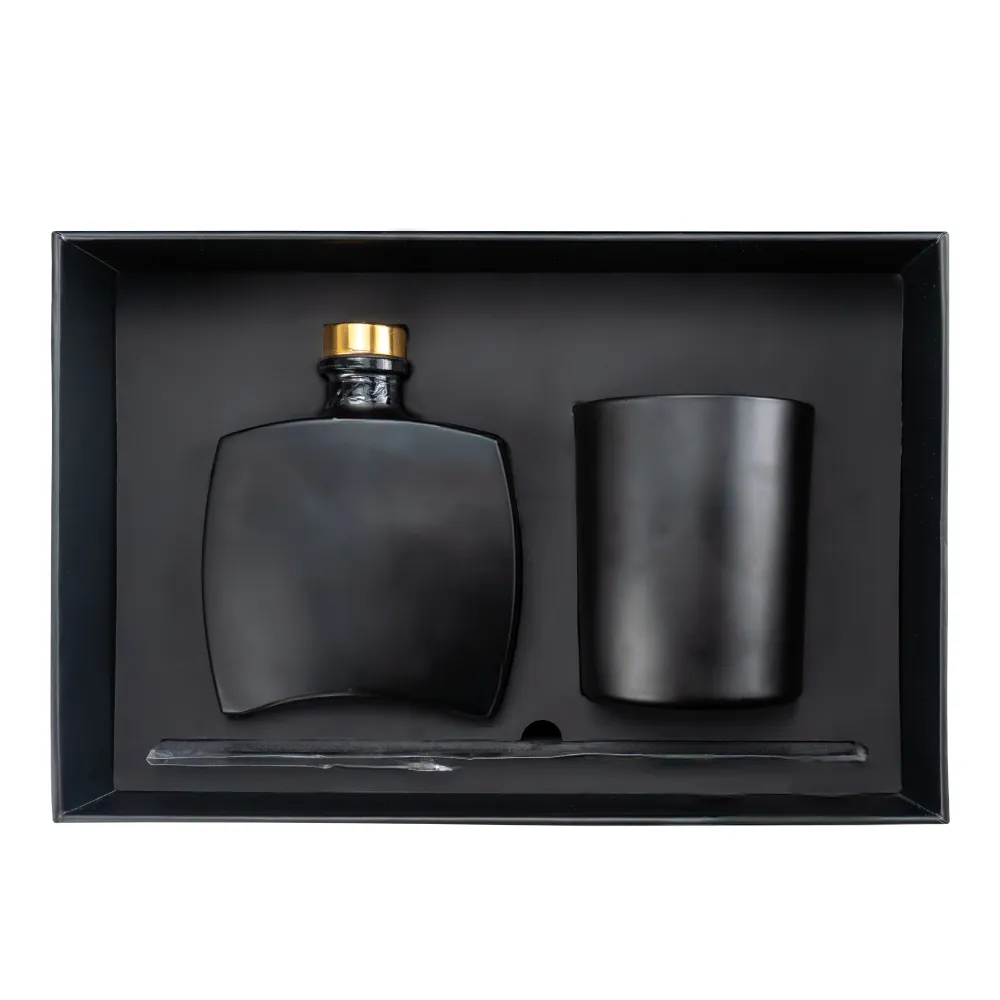 Exclusive Collection Giftset Aroma Diffuser and Scented Candle