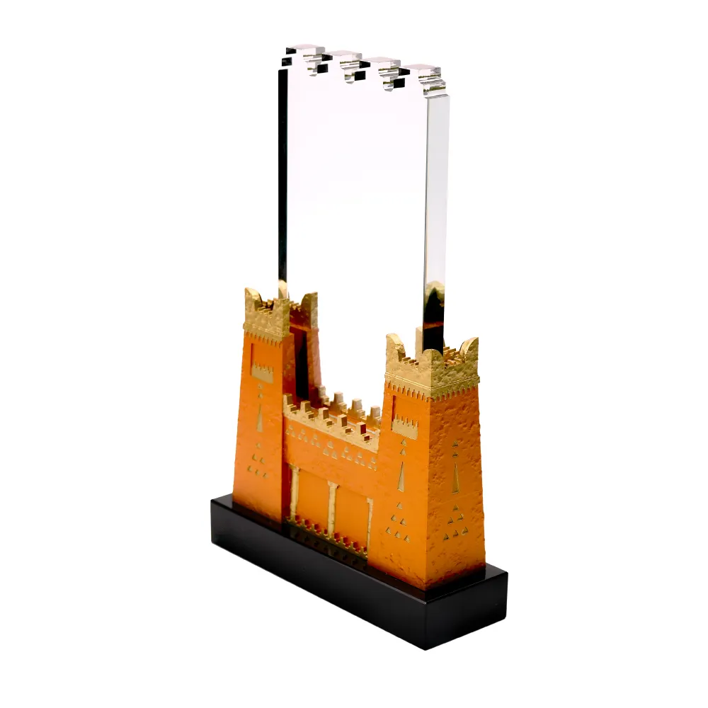 Castle Design Crystal Award in Black Presentation Box