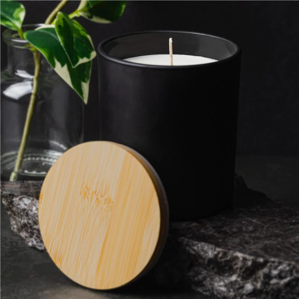 Scented Candles Arabian-Oud and Vanilla Fragrance in Glass Bottle
