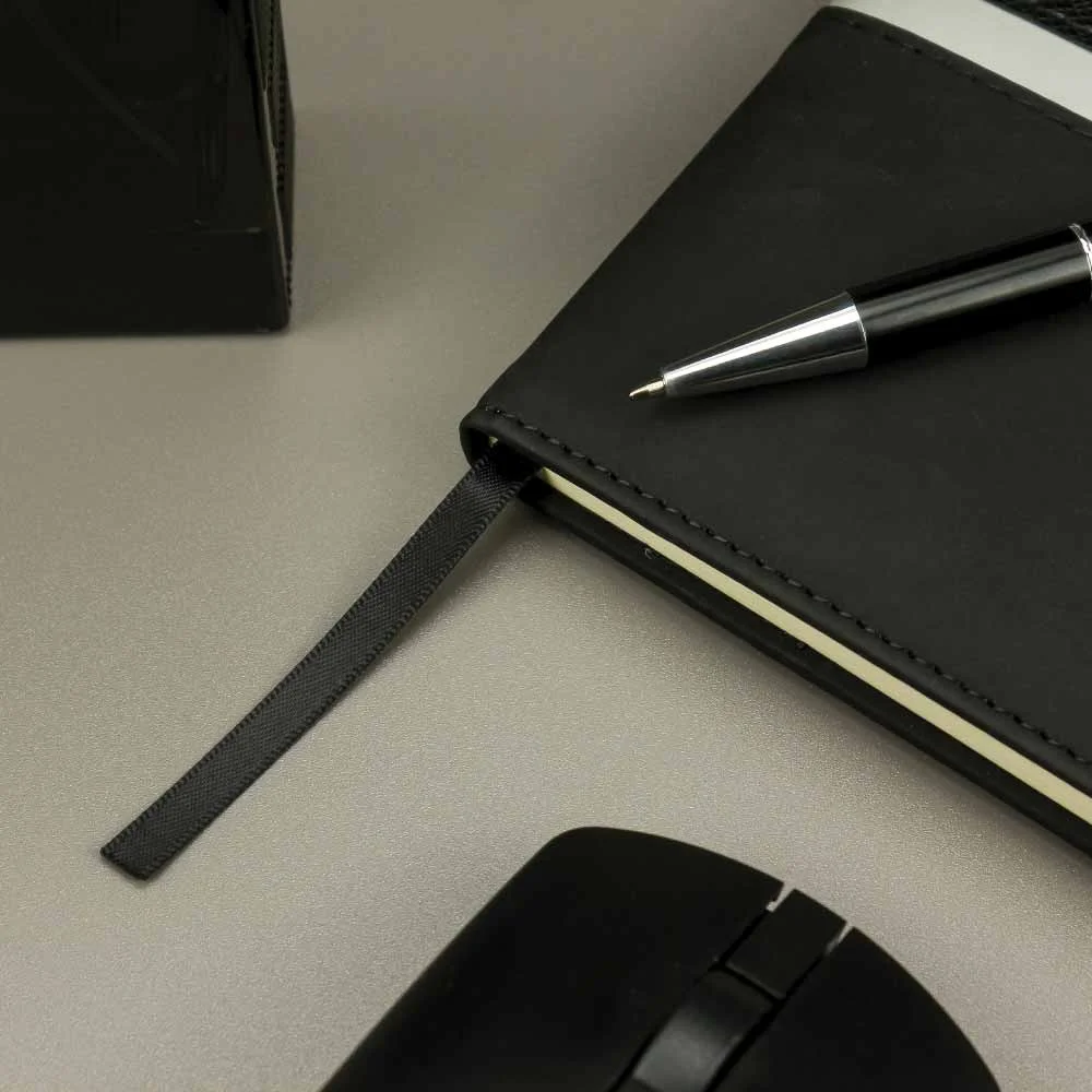 Dorniel A5 Size PU Notebooks with Magnetic Flap