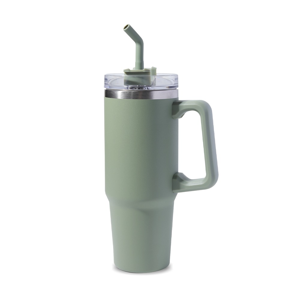 Tumbler with Straw 