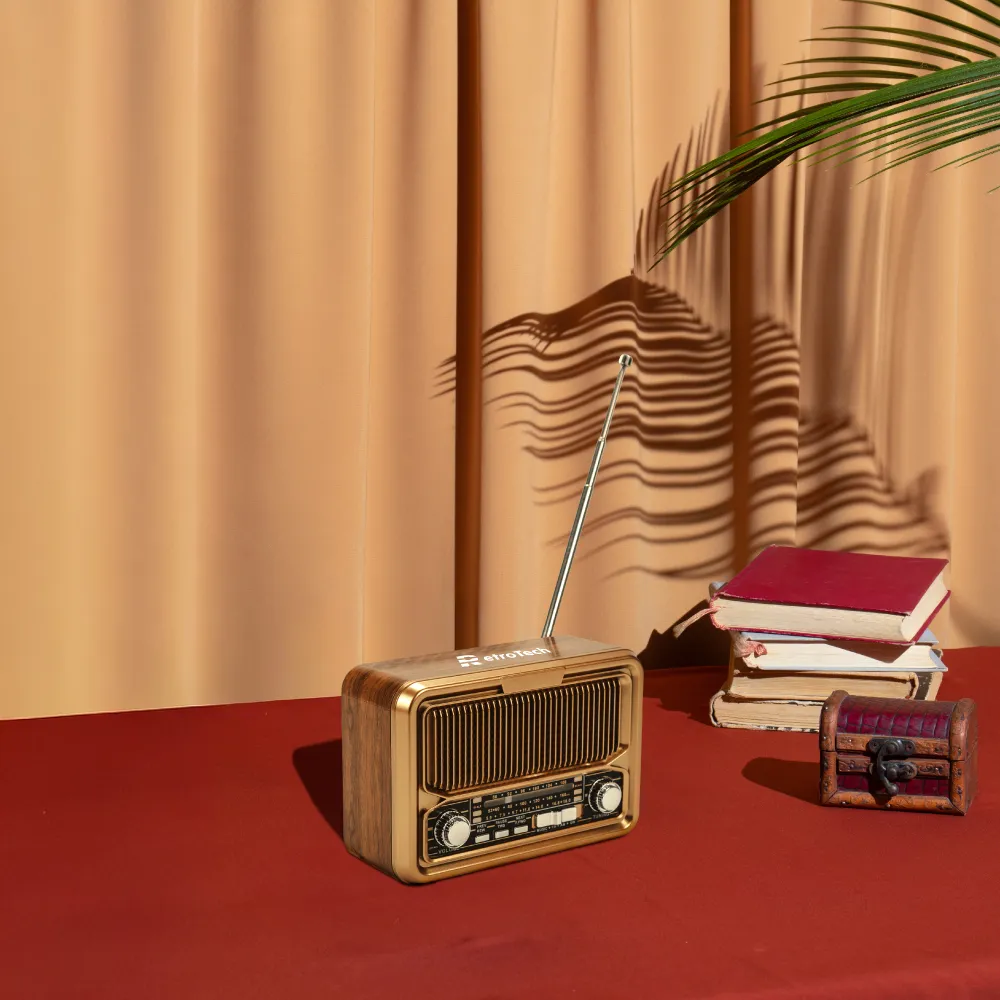 Vintage Design Bluetooth Speaker with Radio and Solar Panel