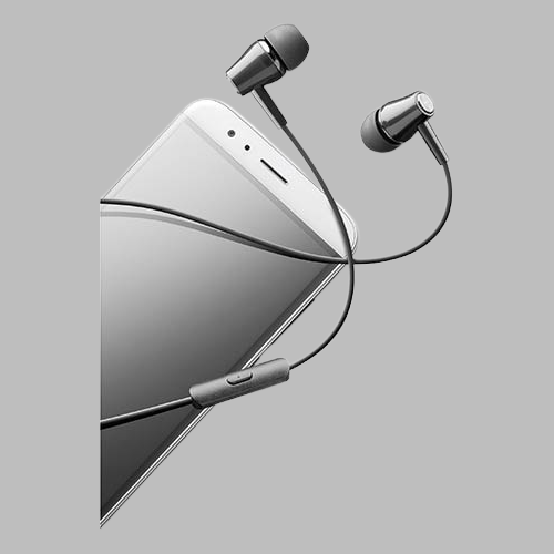 BLACK IN-EAR UNIV. MIC EARPHONE