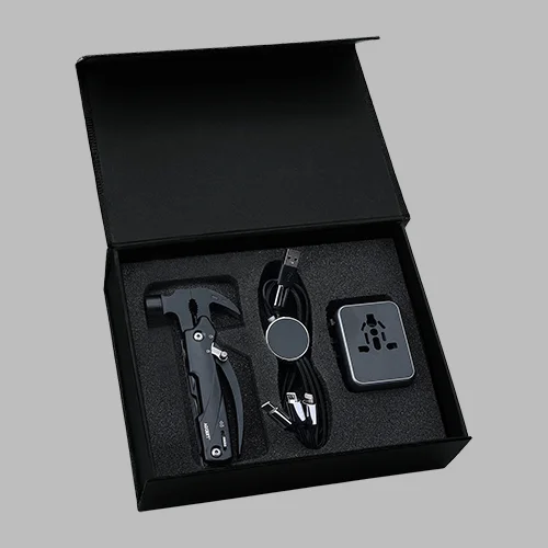 Combination Gift Set -, Multi Tool, Charging cable. Travel adapter